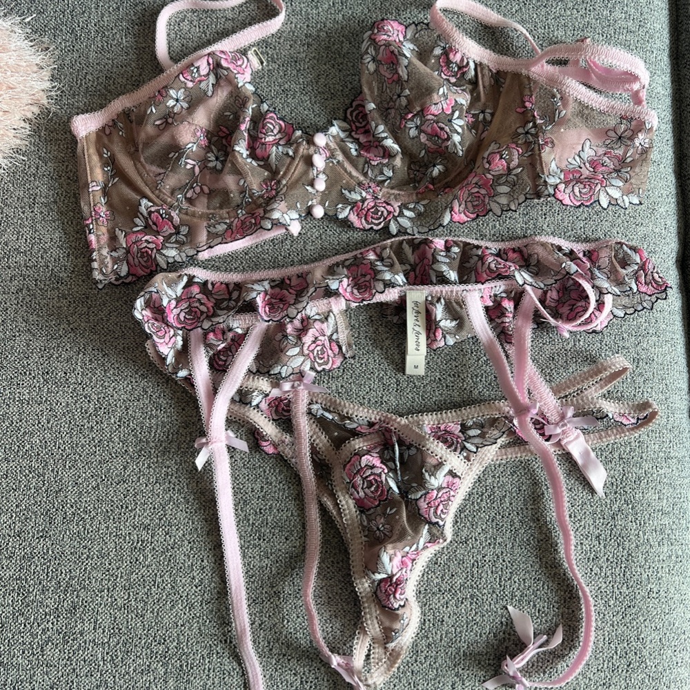 For Love & Lemons 3 Piece Set - Picture 3 of 4